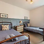 2 Bed In Frizington Oc-95126 *