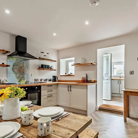 2 Bed In Ennerdale 95126