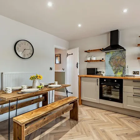 2 Bed In Ennerdale 95126 Feriehus